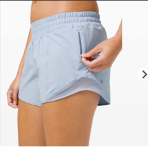 LULULEMON Powder Blue Hotty Hot Lined Shorts Sz 4 - Picture 2 of 12